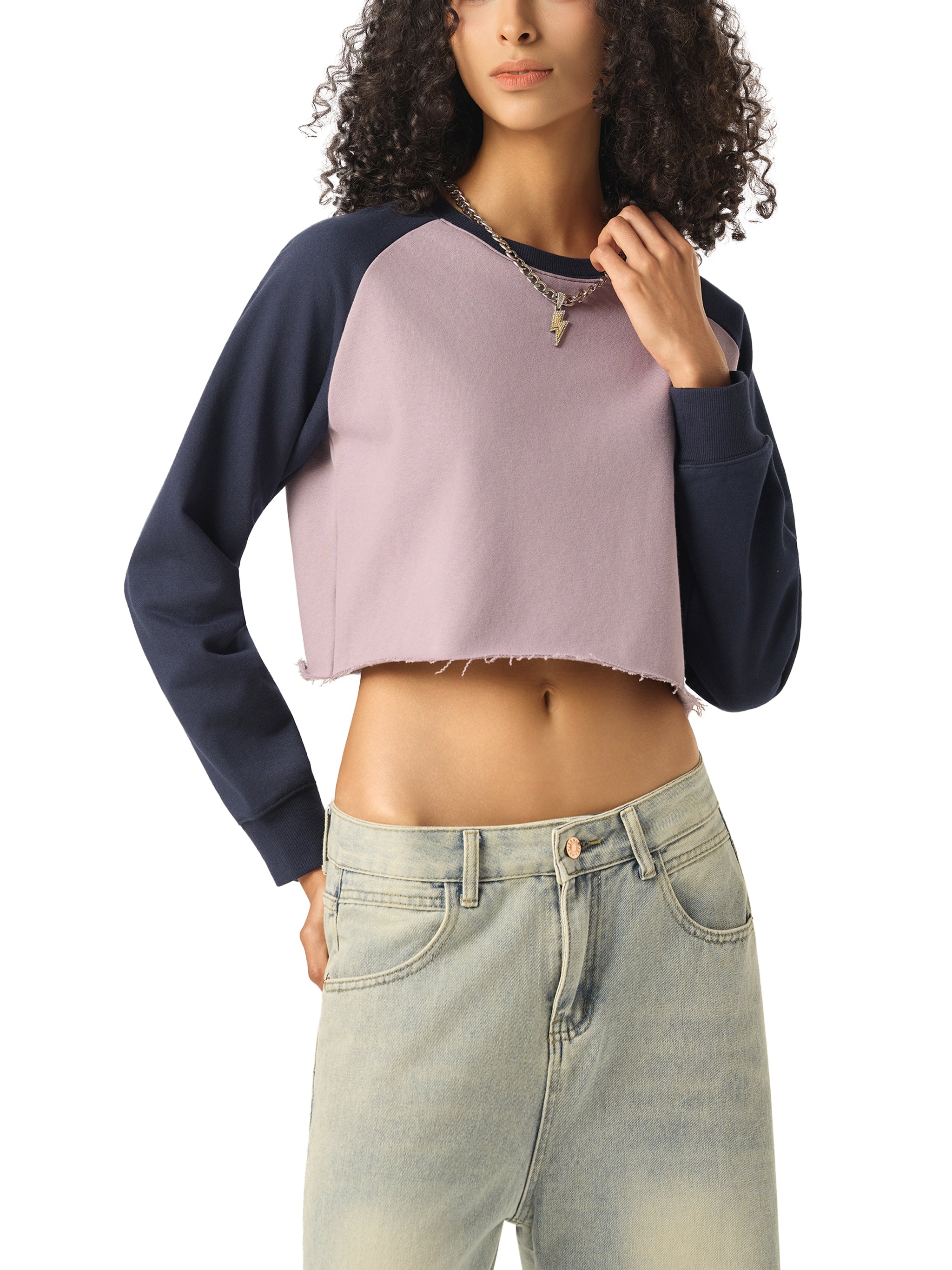 Sweatshirt x cropped x women’s x unhinged  Raw-Hem Color-Block Raglan Crop Sweatshirt